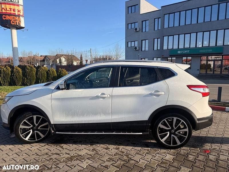 Second-hand Nissan Qashqai Acenta 130 CP (95 kW) 2015 Culoarealb SUV