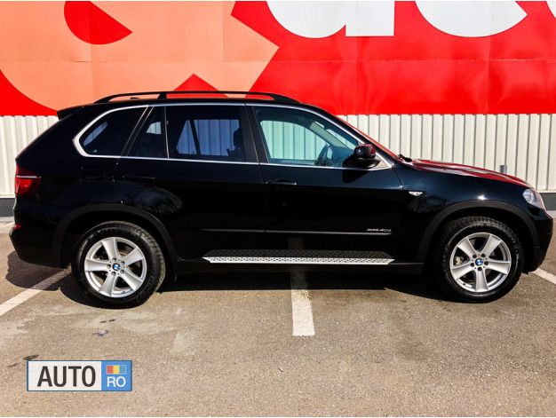 Second-hand BMW X5 Sport Line 306 CP (225 kW) 2012 Negru SUV
