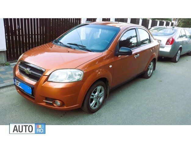 Second-hand Chevrolet Aveo 94 CP (69 kW) 2007 Auriu Berlinǎ