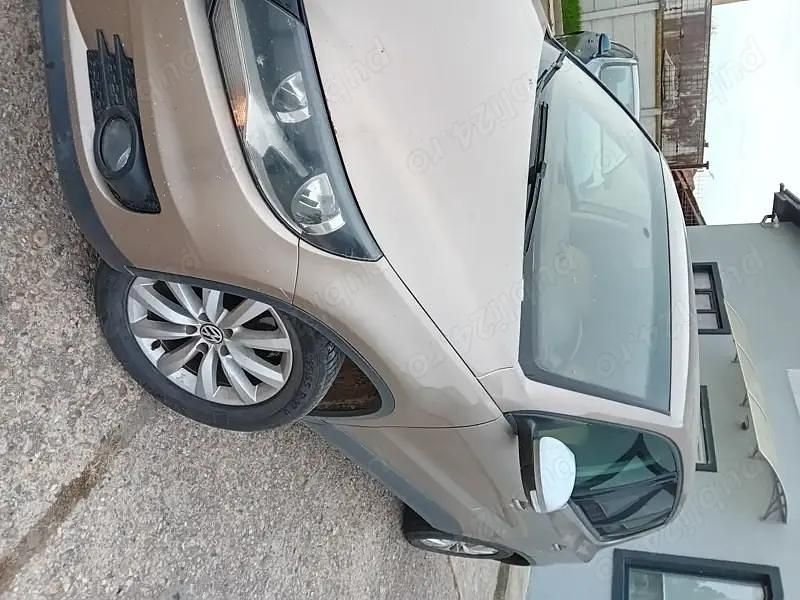 Utilizat 2012 VW Tiguan SE SUV | 7.000 EUR (Super Preț) - Imagine 1/4