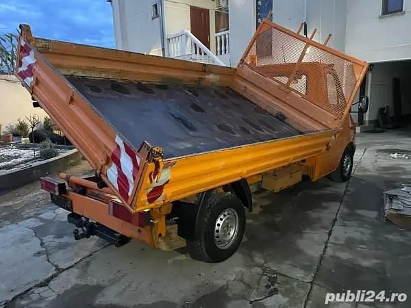 Second-hand Mercedes Sprinter 110 CP (80 kW) 2002 Van