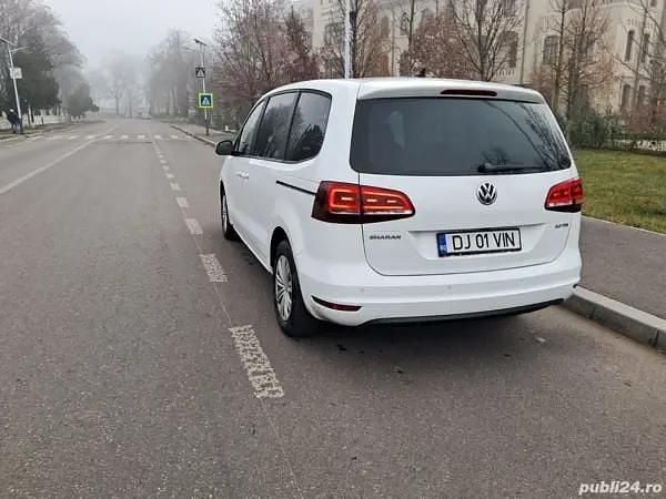 Second-hand VW Sharan 110 CP (80 kW) 2016 Monovolum