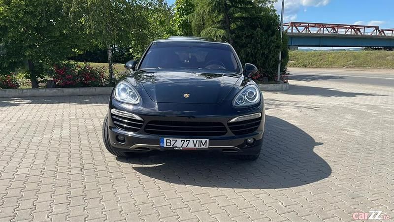 Negru Utilizat 2012 Porsche Cayenne SUV | 22.500 EUR - Imagine 1/4