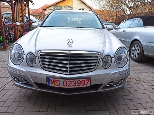 Argintiu Utilizat 2007 Mercedes E200 Break | 5.990 EUR - Imagine 1/4