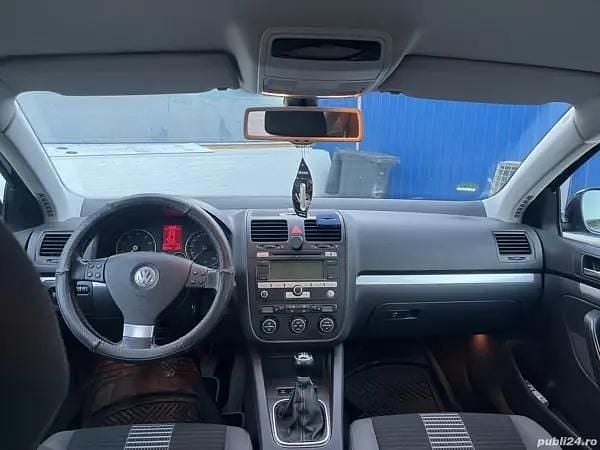 Second-hand VW Jetta United 122 CP (89 kW) 2008 Berlinǎ