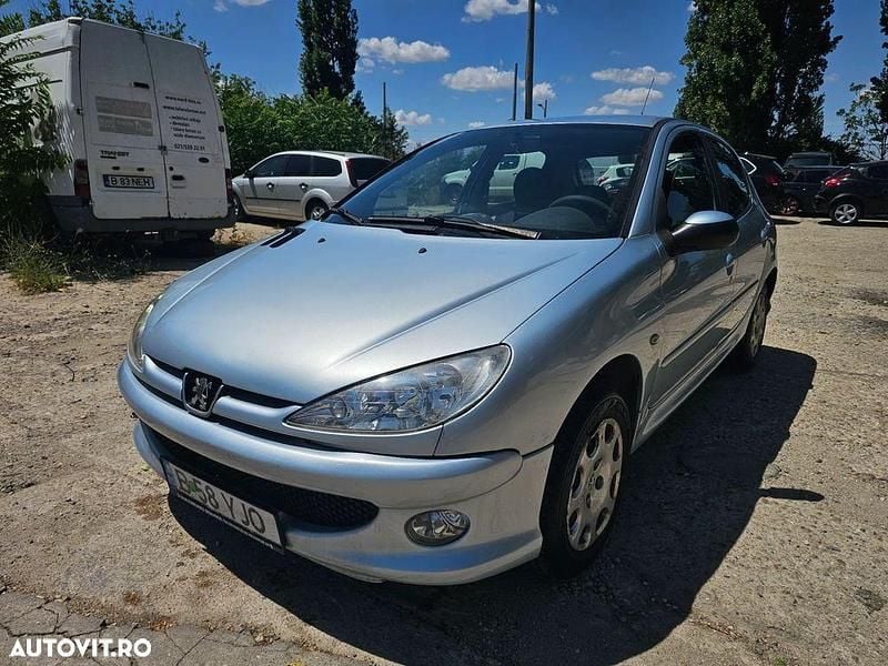 Culoarealbastru Utilizat 2006 Peugeot 206 | 1.300 EUR (Preț bun) - Imagine 1/4
