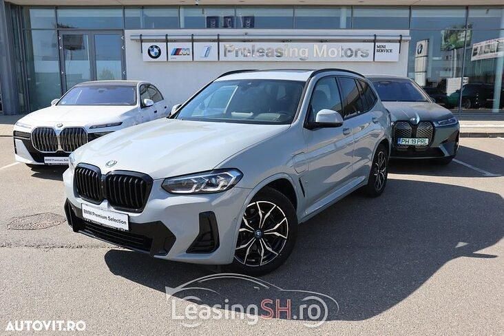 Gri Utilizat 2024 BMW X3 SUV | 70.091 EUR - Imagine 1/4