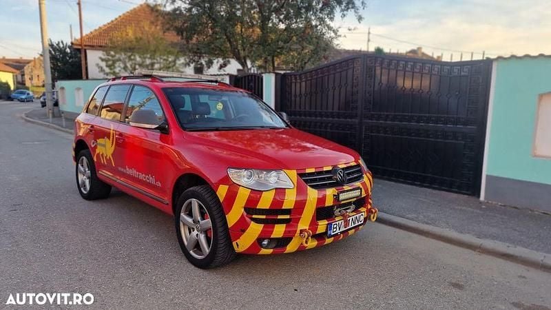 Culoarerosu Utilizat 2007 VW Touareg SUV | 3.800 EUR (Super Preț) - Imagine 1/4