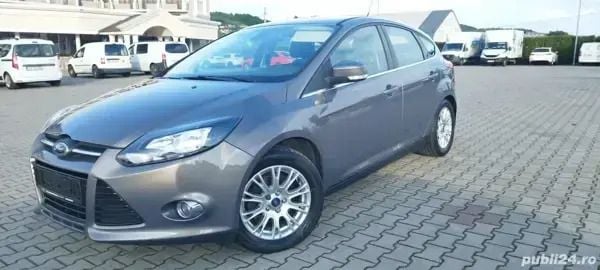 Utilizat 2011 Ford Focus Titanium Hatchback | 5.390 EUR (Preț OK) - Imagine 1/4