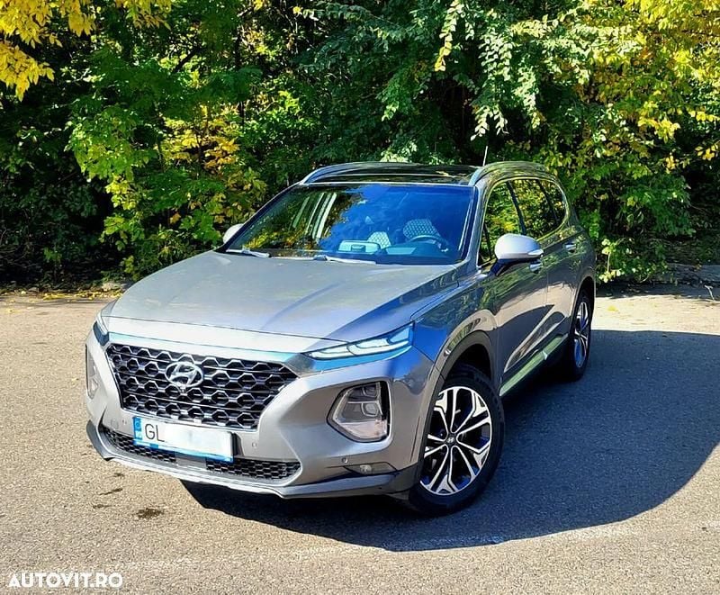 Culoaregri Utilizat 2019 Hyundai Santa Fe SUV | 28.800 EUR (Scump) - Imagine 1/4