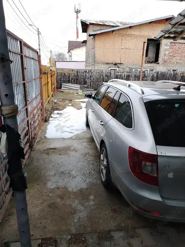 Second-hand Skoda Superb 140 CP (102 kW) 2012 Break