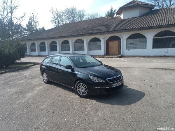 Utilizat 2015 Peugeot 308 Break | 5.000 EUR (Puțin scump) - Imagine 1/4