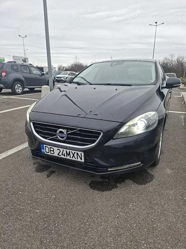 Second-hand Volvo V40 190 CP (139 kW) 2014 Hatchback