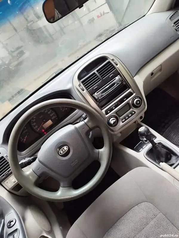 Utilizat 2004 Kia Cerato | 1.300 EUR - Imagine 1/4