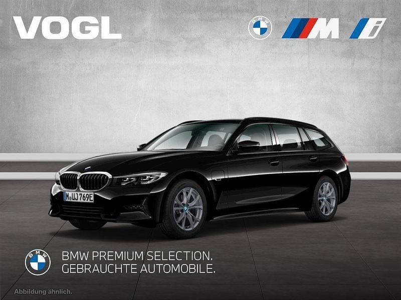 Utilizat 2022 BMW 320e Sport Line Break | 30.694 EUR (Preț OK) - Imagine 1/1