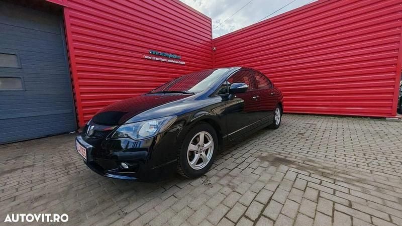 Culoarenegru Utilizat 2010 Honda Civic Elegance Hatchback | 4.990 EUR (Preț OK) - Imagine 1/4