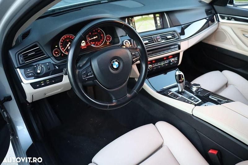 Culoaregri Utilizat 2015 BMW 520 Luxury Line Berlinǎ | 16.996 EUR (Preț bun) - Imagine 1/4