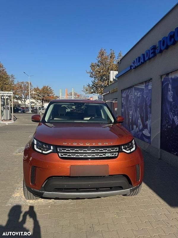 Portocaliu Utilizat 2018 Land Rover Discovery 5 First Edition SUV | 27.500 EUR (Super Preț) - Imagine 1/4