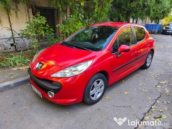 Roșu Utilizat 2008 Peugeot 207 Hatchback | 2.100 EUR (Preț OK) - Imagine 1/4