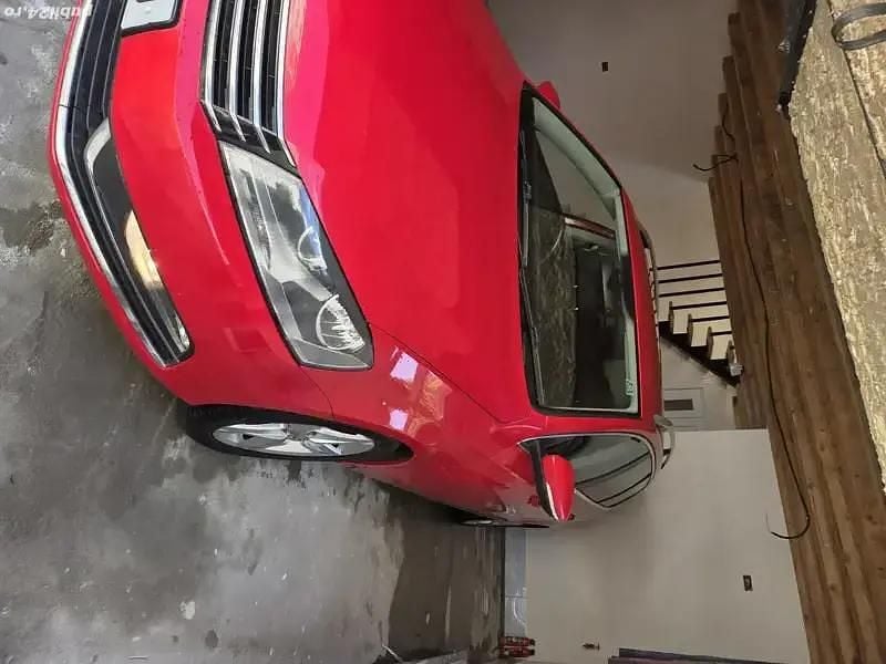 Rosu Utilizat 2012 VW Passat Break | 2.700 EUR - Imagine 1/4