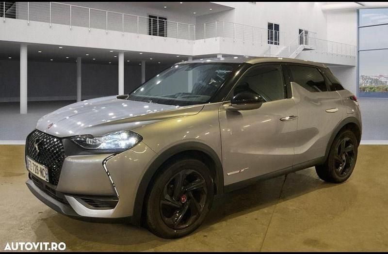 Albastru Utilizat 2019 DS Automobiles DS3 Crossback SUV | 16.990 EUR - Imagine 1/4