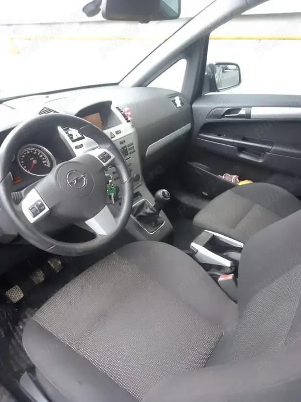 Second-hand Opel Zafira 110 CP (80 kW) 2012 Monovolum