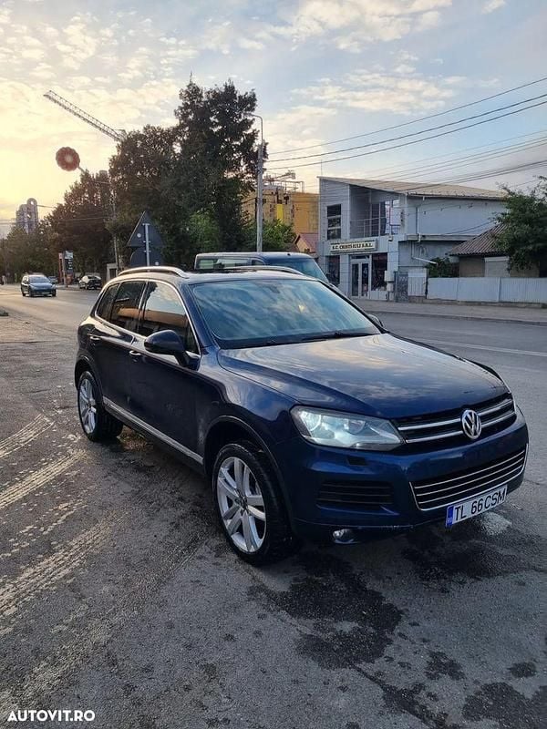 Culoarealbastru Utilizat 2010 VW Touareg SUV | 10.500 EUR (Preț OK) - Imagine 1/4