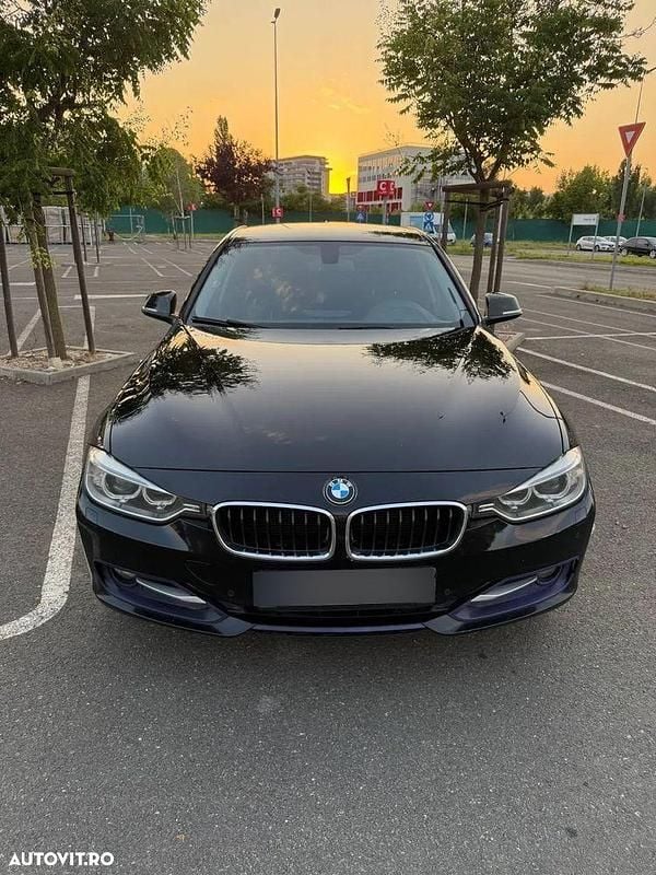 Negru Utilizat 2015 BMW 320 Comfort Edition Berlinǎ | 9.000 EUR (Super Preț) - Imagine 1/4