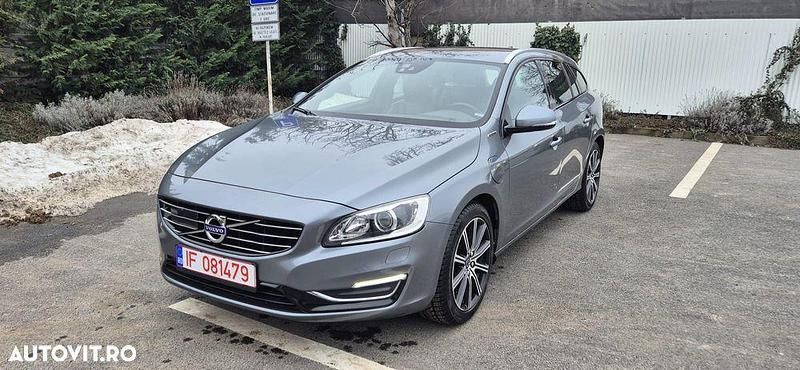 Culoaregri Second-hand 2016 Volvo V60 Momentum Break | 10.500 EUR - Imagine 1/4