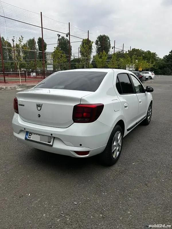 Utilizat 2018 Dacia Logan Berlinǎ | 5.300 EUR (Preț bun) - Imagine 1/4