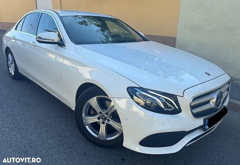 Culoarealb Utilizat 2017 Mercedes E200 Berlinǎ | 14.999 EUR (Super Preț) - Imagine 1/4