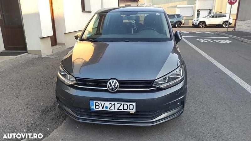 Culoaregri Utilizat 2018 VW Touran Monovolum | 12.400 EUR (Preț OK) - Imagine 1/4