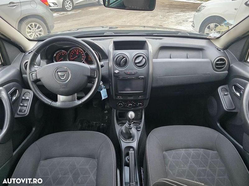 Second-hand Dacia Duster Prestige 110 CP (80 kW) 2016 Culoarenegru SUV