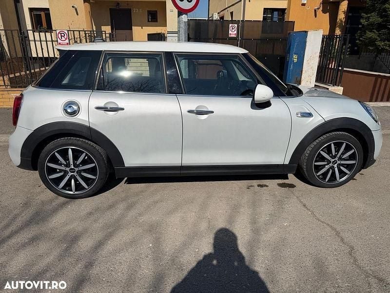 Second-hand Mini Cooper S Chili 192 CP (141 kW) 2018 Culoareargint Hatchback