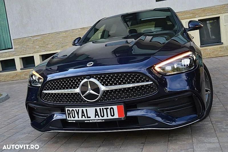Culoarealbastru Utilizat 2022 Mercedes C300 AMG line Berlinǎ | 37.990 EUR - Imagine 1/4