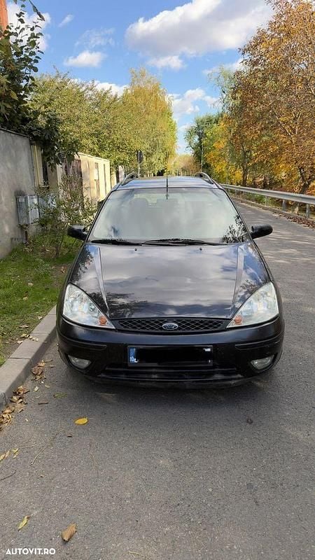 Culoarenegru Utilizat 2003 Ford Focus Break | 900 EUR (Preț bun) - Imagine 1/4