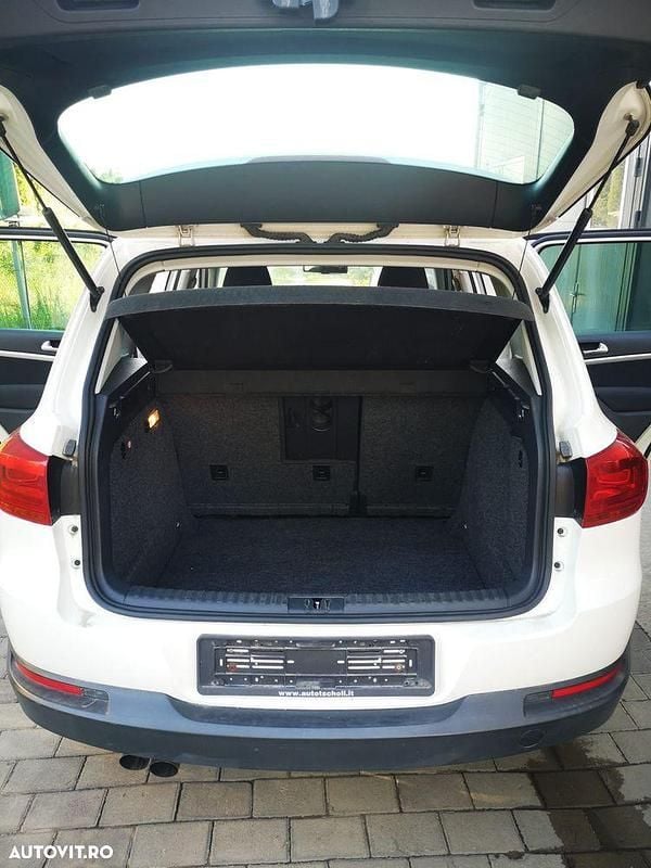 Second-hand VW Tiguan Life 140 CP (102 kW) 2012 Culoarealb SUV