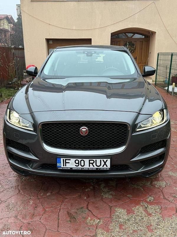 Second-hand Jaguar F-Pace Pure 180 CP (132 kW) 2017 Culoaregri SUV