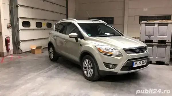 Utilizat 2011 Ford Kuga SUV | 5.500 EUR (Preț bun) - Imagine 1/4