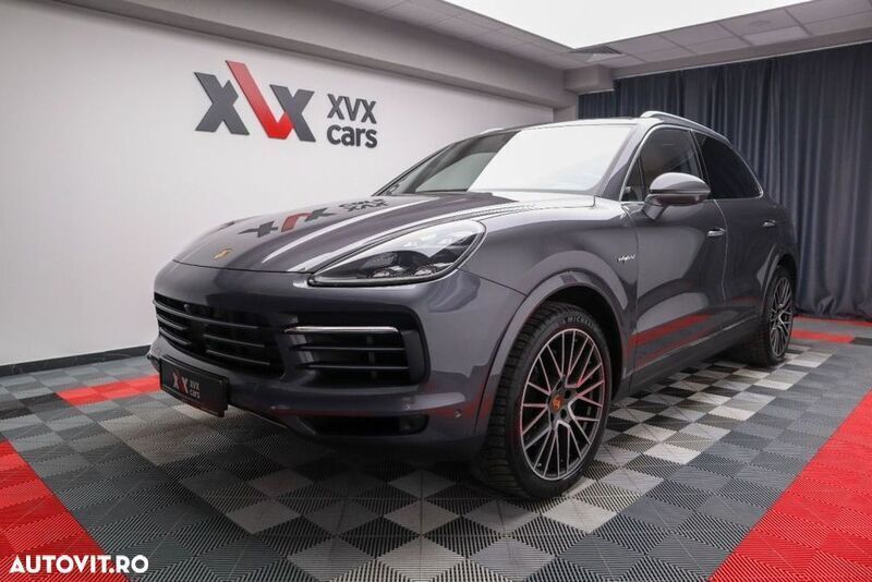 Gri Utilizat 2021 Porsche Cayenne Platinum Edition SUV | 95.071 EUR - Imagine 1/4