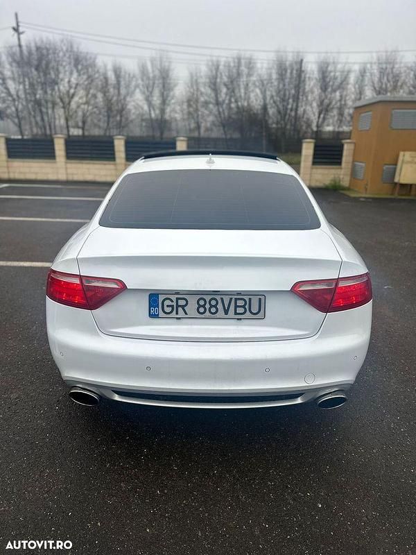 Second-hand Audi A5 Sportback Sport 240 CP (176 kW) 2009 Culoarealb Hatchback