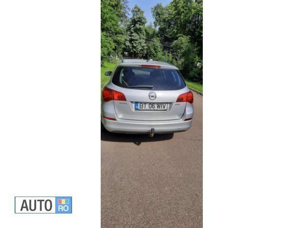 Gri Utilizat 2011 Opel Astra Break | 4.350 EUR (Puțin scump) - Imagine 1/4