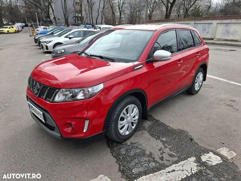 Second-hand Suzuki Vitara 140 CP (102 kW) 2017 Culoarerosu SUV