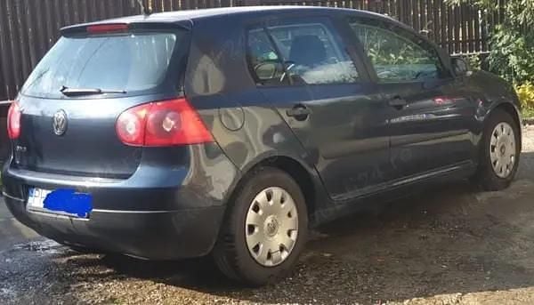 Albastru Utilizat 2008 VW Golf V Hatchback | 3.199 EUR (Preț OK) - Imagine 1/4