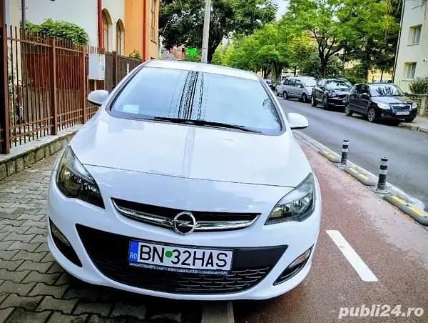 Second-hand Opel Astra 140 CP (102 kW) 2018 Berlinǎ