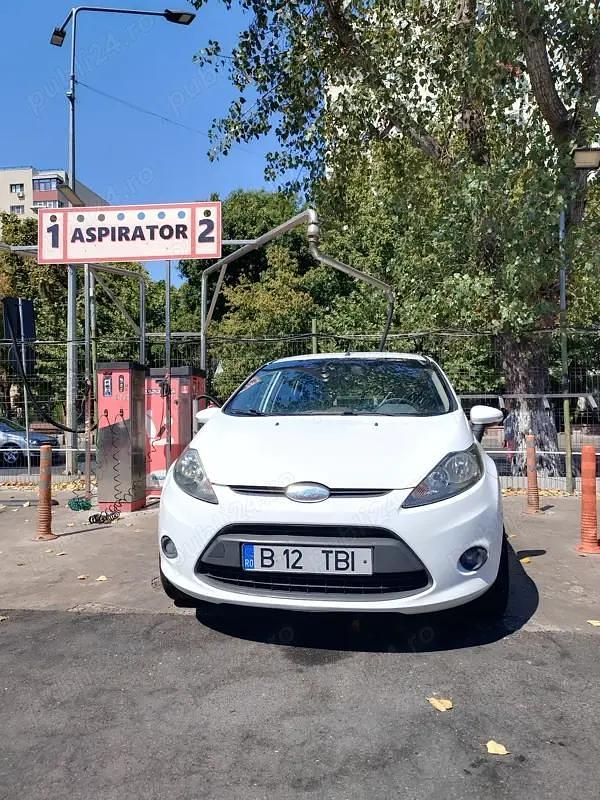 Utilizat 2012 Ford Fiesta Hatchback | 5.000 EUR (Scump) - Imagine 1/4