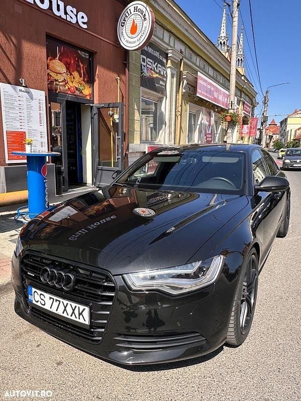 Culoarenegru Utilizat 2012 Audi A6 S-Line Berlinǎ | 11.900 EUR (Preț OK) - Imagine 1/4