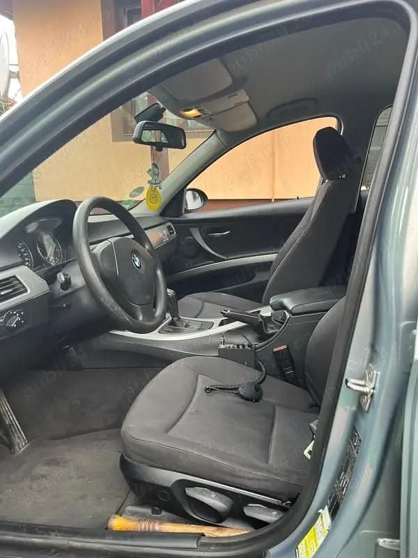Utilizat 2006 BMW 320 Berlinǎ | 2.300 EUR (Preț bun) - Imagine 1/4