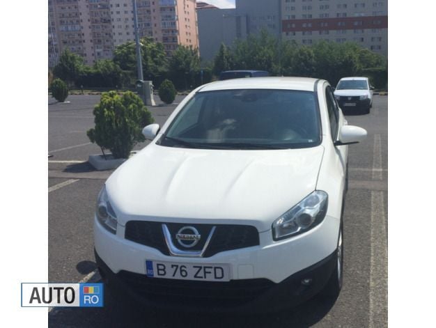 Alb Utilizat 2018 Nissan Qashqai SUV | 11.800 EUR (Super Preț) - Imagine 1/4
