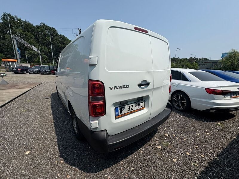 Second-hand Opel Vivaro 122 CP (89 kW) 2020 Alb Monovolum
